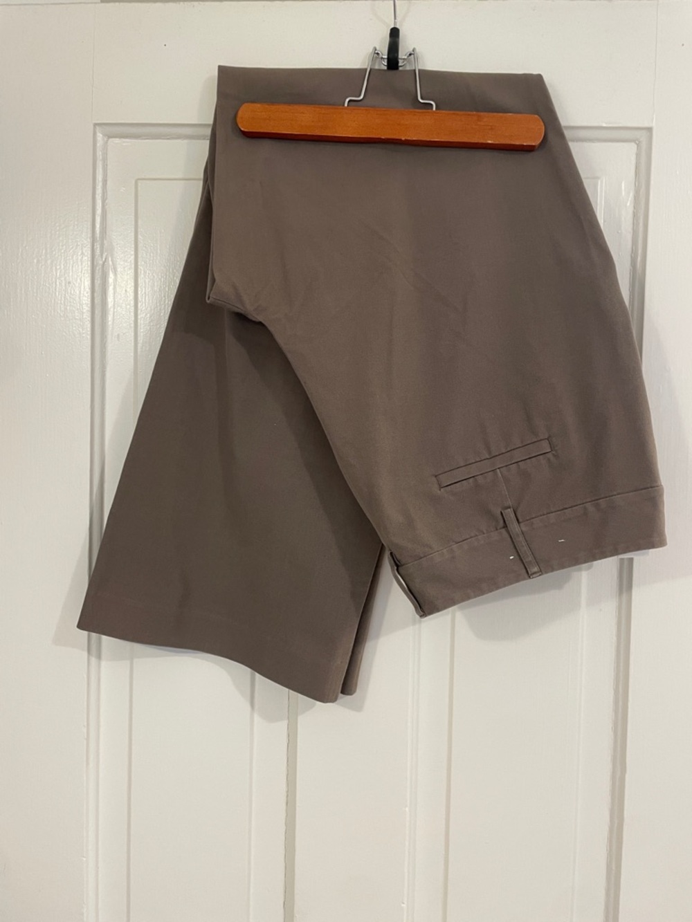 Vintage Casual Corner Women's Straight-Leg Stretch Trousers in Taupe